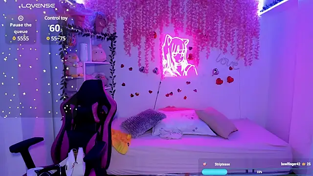 cat kitty18  online show from 14, 3, 2025