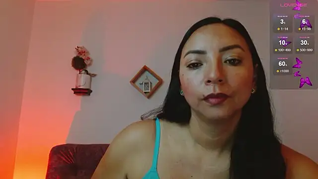 Snapshot of Emmi_Cam chatting on 3, 2, 2026 Emmi Cam online show from 3, 2, 2026