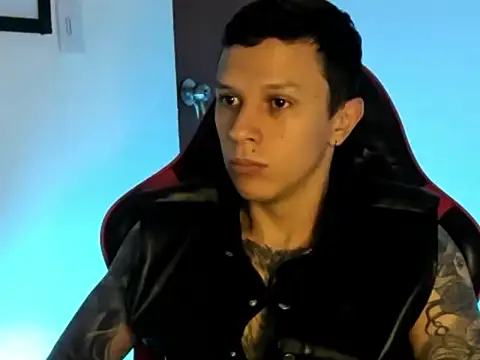 Snapshot of goodboy69l chatting on 5, 7, 2026 goodboy69l online show from 5, 7, 2026