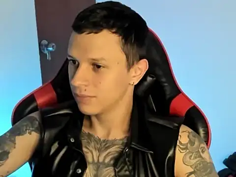 Snapshot of goodboy69l chatting on 23, 6, 2026 goodboy69l online show from 23, 6, 2026
