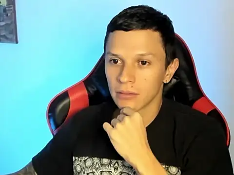 Snapshot of goodboy69l chatting on 24, 2, 2026 goodboy69l online show from 24, 2, 2026