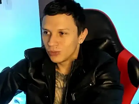 Snapshot of goodboy69l chatting on 8, 7, 2026 goodboy69l online show from 8, 7, 2026