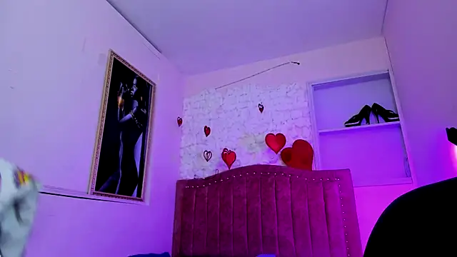 SarahStones online show from 30, 9, 2025