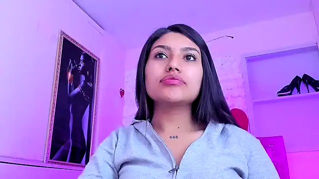 SarahStones online show from 2, 10, 2025