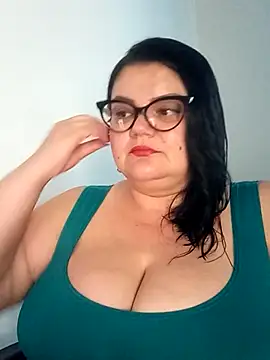 Madisonpalacio online show from 17, 12, 2025