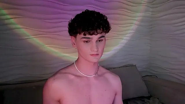 adam 21cm   online show from 13, 2, 2025