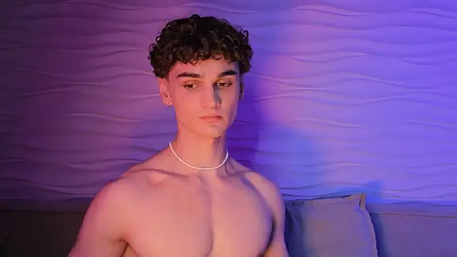 adam 21cm   online show from 4, 10, 2025