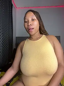 Snapshot of DrippinCaramelCutie chatting on 22, 2, 2026 DrippinCaramelCutie online show from 22, 2, 2026