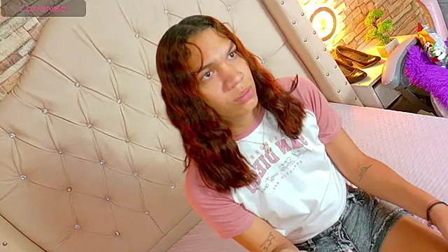 Sara-Smith- online show from 12, 7, 2026