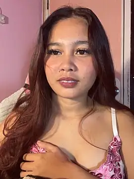 ursweet babygirl online show from 10, 4, 2026