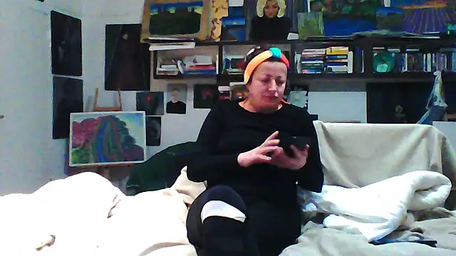 MariaAnaSunshine online show from 30, 10, 2025