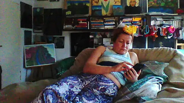 MariaAnaSunshine online show from 12, 1, 2026