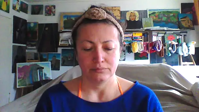 MariaAnaSunshine online show from 11, 11, 2025