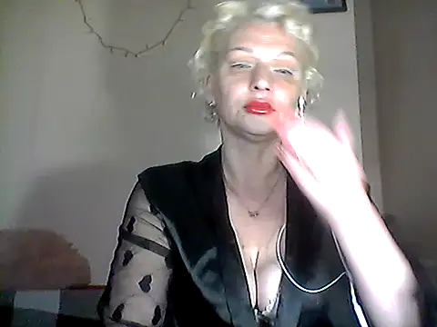 MaryJane441 online show from 4, 4, 2026