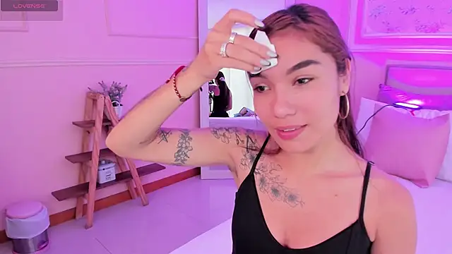 scarlet castro online show from 27, 2, 2026