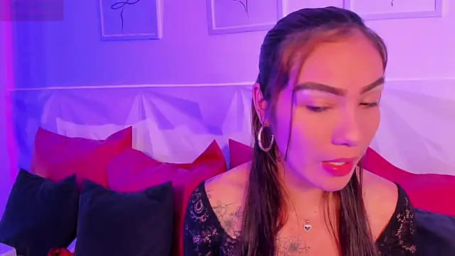 scarlet castro online show from 13, 4, 2026