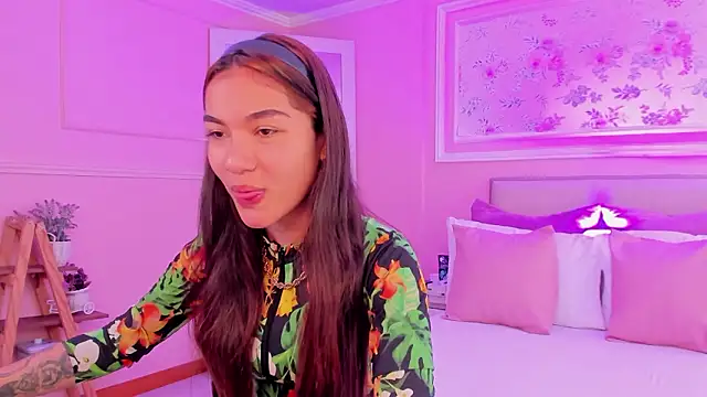 scarlet castro online show from 9, 3, 2026