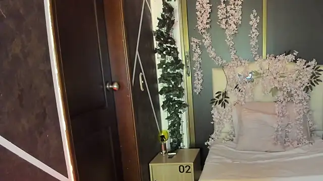 SexyNaf online show from 15, 10, 2025