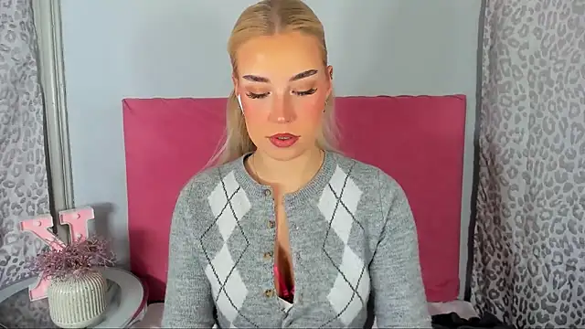 KristyHoney online show from 5, 2, 2026