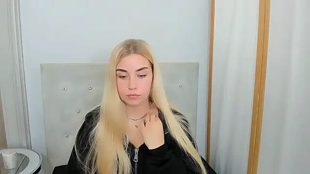 KristyHoney online show from 14, 3, 2025