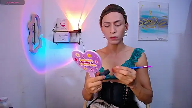 LiahGrey7 online show from 13, 5, 2026