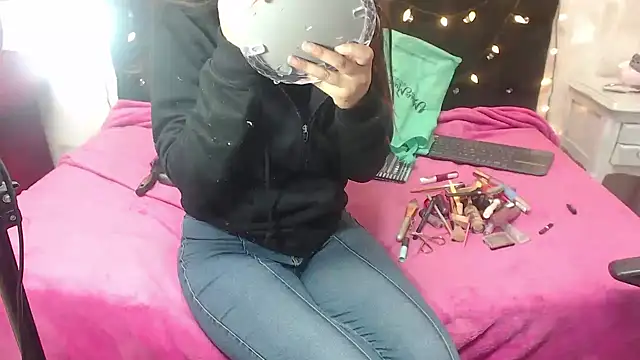 AnnieSoul online show from 16, 9, 2025