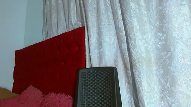 cristinamontiel online show from 7, 10, 2025