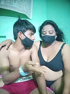 Group Of Lust online show from 17, 5, 2026