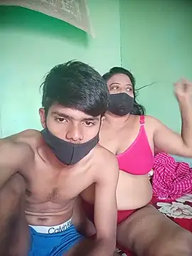 Group Of Lust online show from 13, 5, 2026