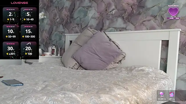 deliciousRose online show from 12, 2, 2025