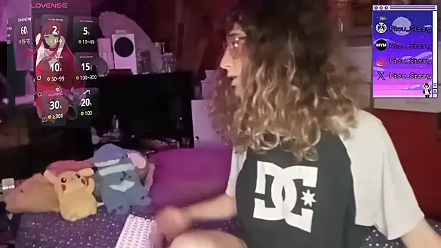 piou-sissy online show from 22, 10, 2025