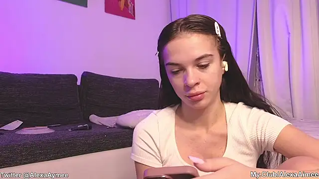 AlexaAimee online show from 23, 3, 2025