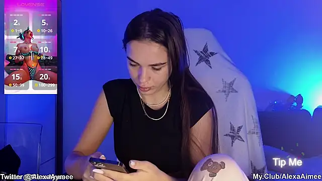 AlexaAimee online show from 12, 11, 2025