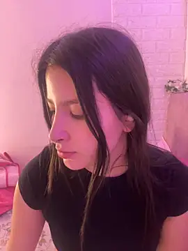 annaharper- online show from 13, 9, 2025