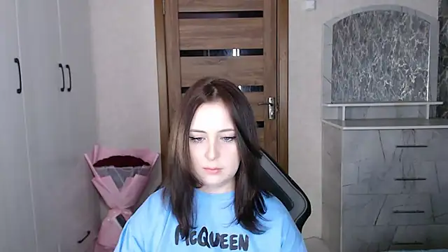 Kristy-Max online show from 7, 11, 2025