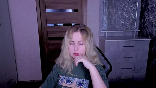 Snapshot of Kristy-Max chatting on 20, 6, 2026 Kristy-Max online show from 20, 6, 2026