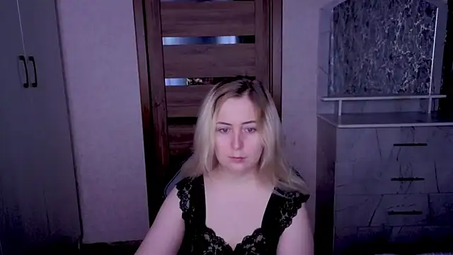 Snapshot of Kristy-Max chatting on 27, 6, 2026 Kristy-Max online show from 27, 6, 2026