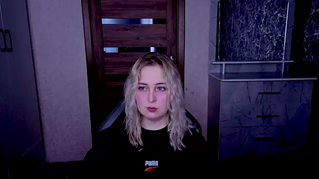 Kristy-Max online show from 6, 6, 2026