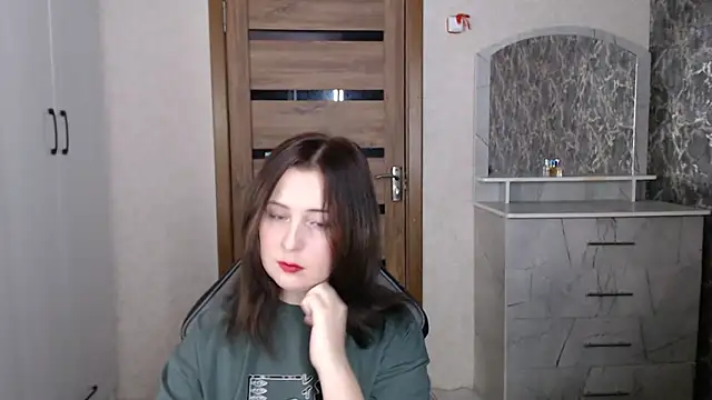 Kristy-Max online show from 26, 10, 2025