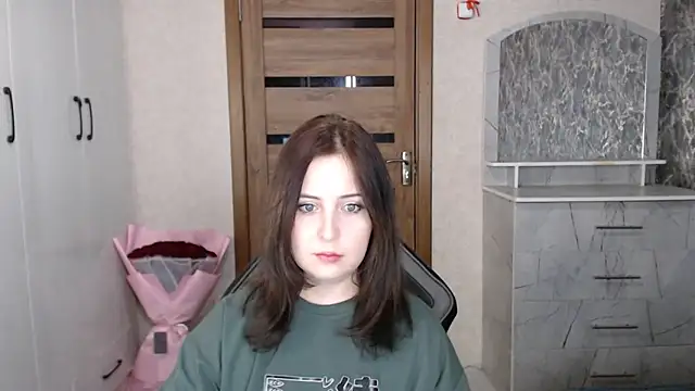 Kristy-Max online show from 5, 11, 2025