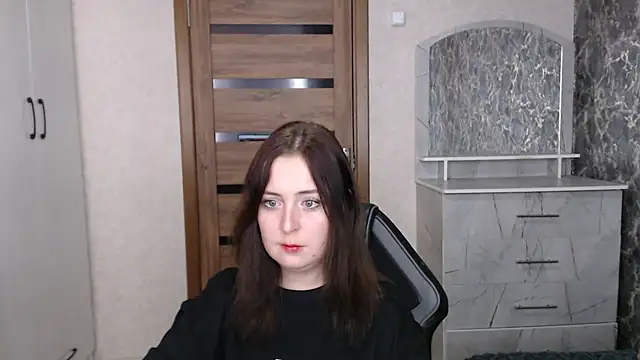 Kristy-Max online show from 21, 11, 2025