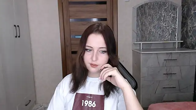 Kristy-Max online show from 22, 11, 2025