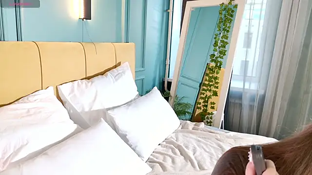 SunnyRisha online show from 23, 9, 2025