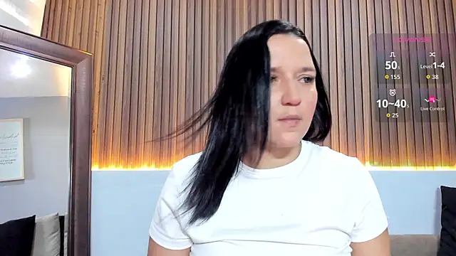Snapshot of _EmilyJireh_ chatting on 15, 7, 2026 EmilyJireh online show from 15, 7, 2026