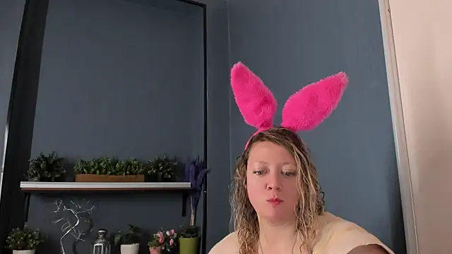 JesiaFoxi online show from 16, 10, 2025