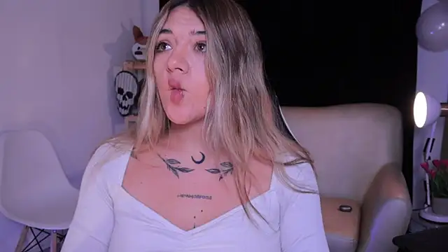 ashleyvalirya online show from 29, 10, 2025