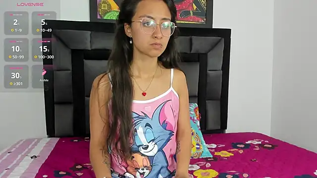 Snapshot of tatiana_valencia chatting on 9, 3, 2025 tatiana valencia online show from 9, 3, 2025