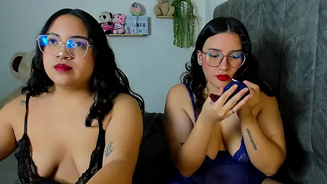 maddie-and-chelsea- online show from 26, 9, 2025