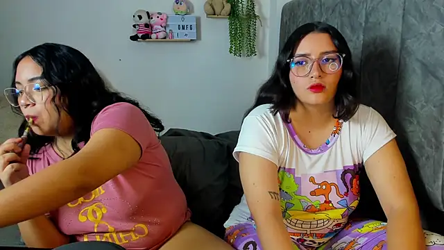 maddie-and-chelsea- online show from 23, 9, 2025