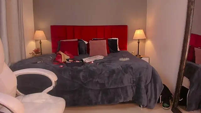 Giovanna oliveira online show from 26, 7, 2026